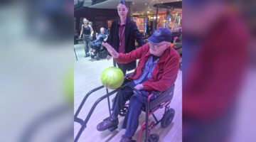 Trevor bowls for fun at Kingston Care Home’s town visit